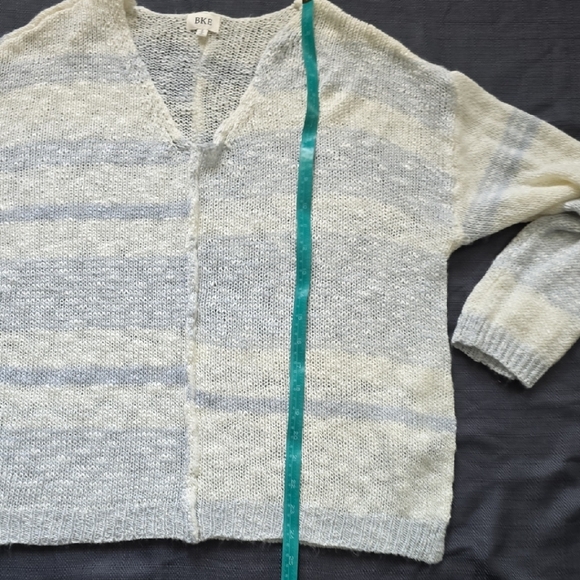 BKE Black and Cream Knit Sweater - Picture 12 of 12